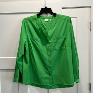 Kim Rogers Green 3X top. Long sleeve. Never worn. Color is bright.